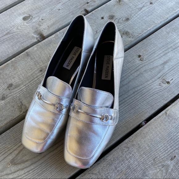 Steve Madden Timbir Silver Short Heels - Picture 2 of 12